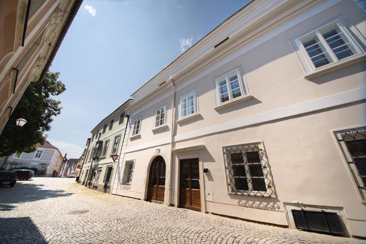 Smile Apartments “Art Collection“ Krems an der Donau Exterior photo